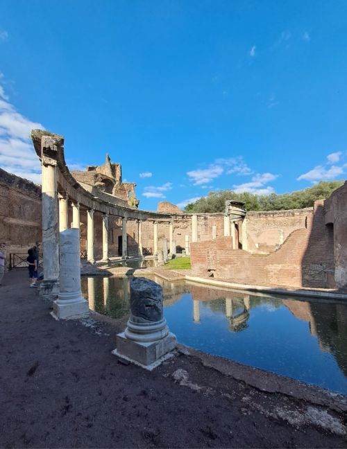 VILLA ADRIANA A TIVOLI